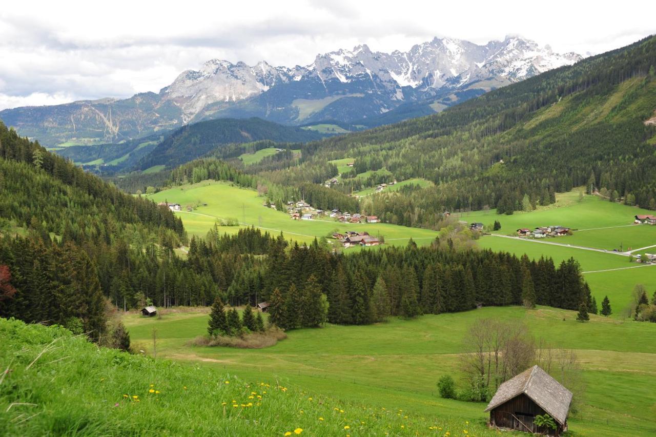 Buttermilchalm Bed & Breakfast Sankt Martin am Tennengebirge Luaran gambar